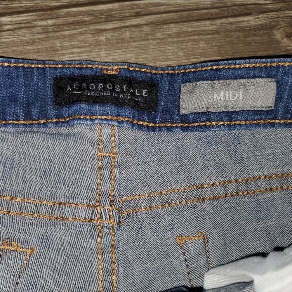 Aeropostale Medium Wash Destroyed Denim sz2 - Picture 5 of 7